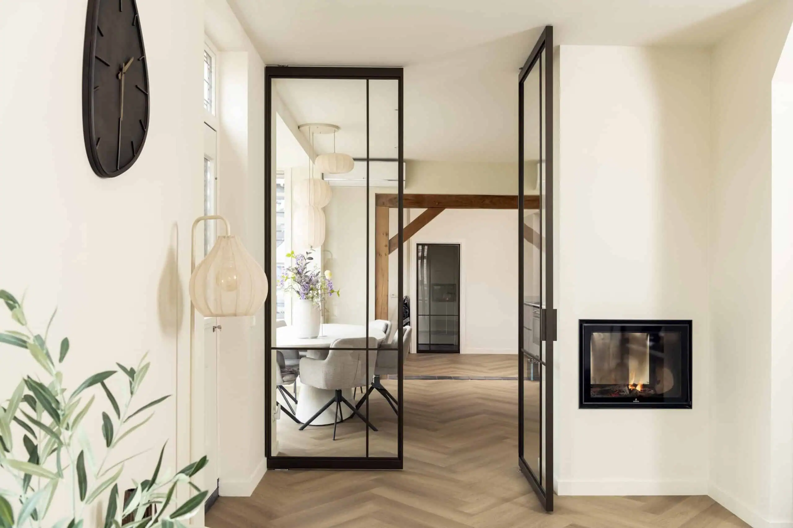 Dubbele stalen taatsdeuren in Anodic Bronze