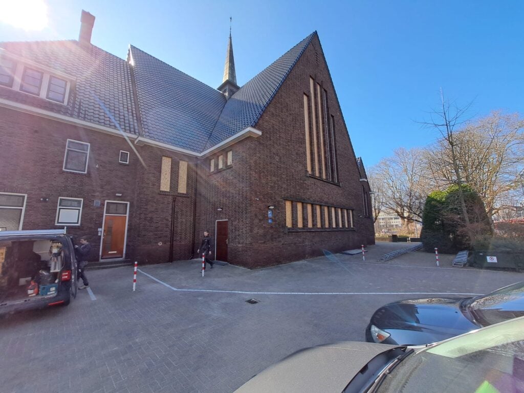 Project Gouda: stalen ramen en historisch glas in lood voor de Oranjekerk 3 Kerkramen vervangen Oranjekerk Gouda 2
